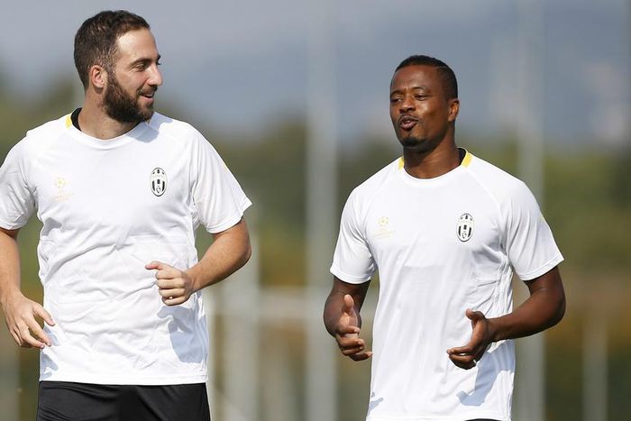 ___5593190___https:______static.pulse.com.gh___webservice___escenic___binary___5593190___2016___10___11___22___higuain-evra-cropped_1a8gvssh7wo2218wtspf0baqu6_2