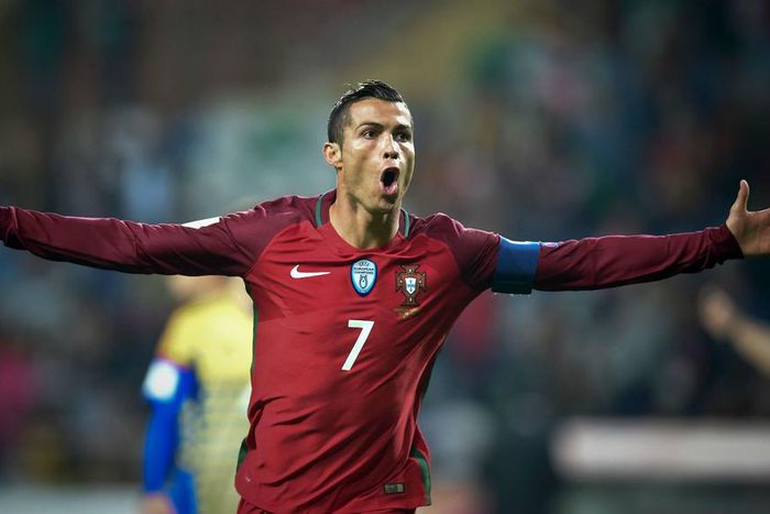 ___5580842___https:______static.pulse.com.gh___webservice___escenic___binary___5580842___2016___10___8___5___cristianoronaldocropped_ps19hwtyu95i10opvenh9rqj5_2