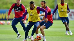 ___5052346___https:______static.pulse.com.gh___webservice___escenic___binary___5052346___2016___5___19___13___ryanbertrand-cropped_aymyncifmu3w1i663tf2v8erj