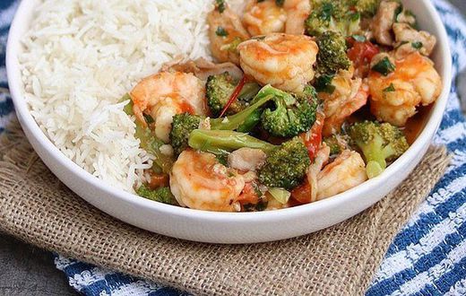 broccoli prawn sauce and rice (Foodace)