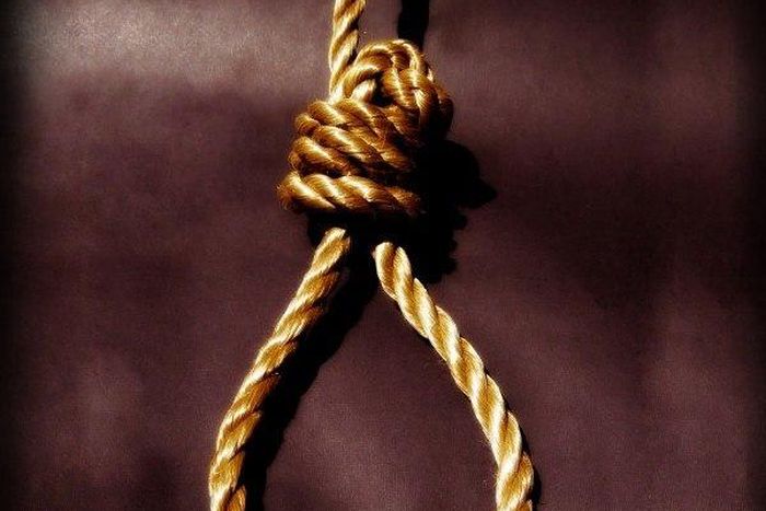 ___5304360___https:______static.pulse.com.gh___webservice___escenic___binary___5304360___2016___7___25___12___suicidio-600x600