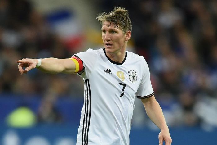 ___5045315___https:______static.pulse.com.gh___webservice___escenic___binary___5045315___2016___5___17___18___bastianschweinsteiger-cropped_od9hzaaq7tho1hjc0cwi8a1jx