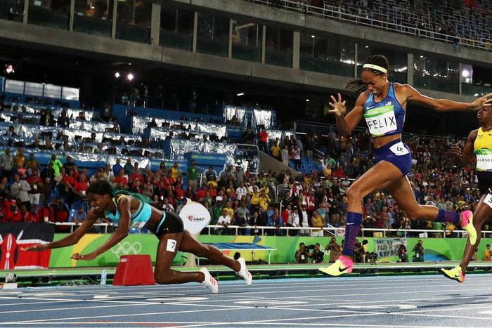 ___5383258___https:______static.pulse.com.gh___webservice___escenic___binary___5383258___2016___8___16___14___shaunae-miller-and-allyson-felix_4f0hts6bokeo19l6la67aps6m