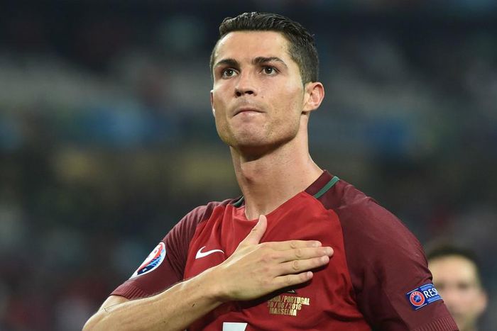 ___5214479___https:______static.pulse.com.gh___webservice___escenic___binary___5214479___2016___8___26___20___cristianoronaldo-cropped_117juf19zotxt1mrecubzmcmrx