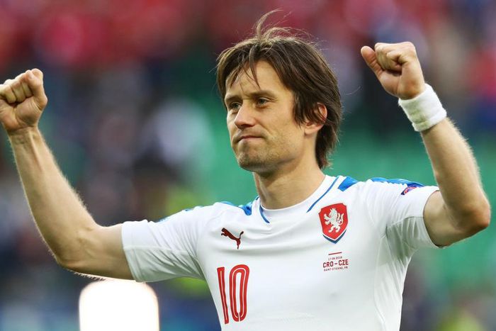 ___5436595___https:______static.pulse.com.gh___webservice___escenic___binary___5436595___2016___8___30___20___tomas-rosicky_5abycj46xel3zwmn6ofvcbgv