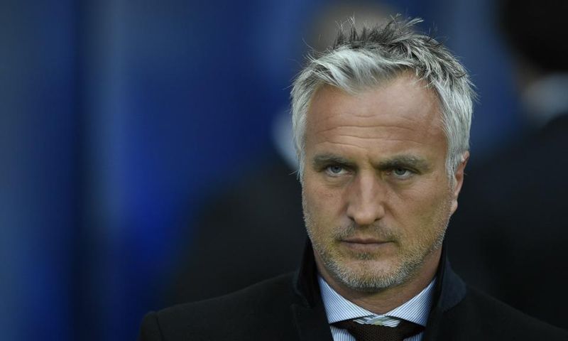 ___5058265___https:______static.pulse.com.gh___webservice___escenic___binary___5058265___2016___5___20___18___david-ginola-cropped_dh7ey0by0hym1oy4zas2m5qut