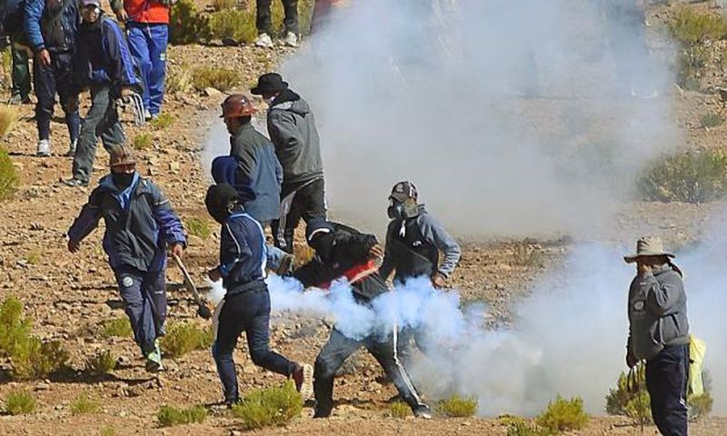 Rioting miners.