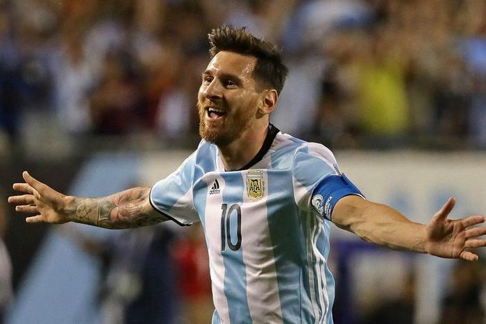 ___5161303___https:______static.pulse.com.gh___webservice___escenic___binary___5161303___2016___6___17___17___lionelmessi-cropped_136fonpgrfq2g15cskb9guzkdw