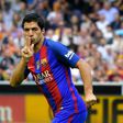 Barcelona's Uruguayan forward Luis Suarez celebrates after scoring against Valencia on October 22, 2016