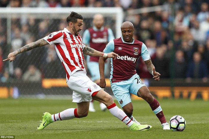 ___6602660___https:______static.pulse.com.gh___webservice___escenic___binary___6602660___2017___4___29___18___3FBCE43B00000578-4458420-image-a-48_1493480137326