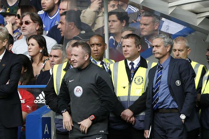 ___5597795___https:______static.pulse.com.gh___webservice___escenic___binary___5597795___2016___10___13___0___wenger-mourinho-cropped_8pt66ne57xs81gijp5qpza0gz_2