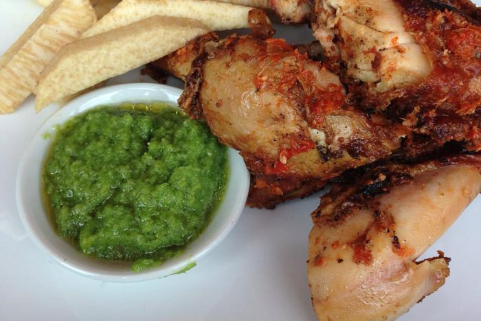 How to prepare fried pork and crispy yam