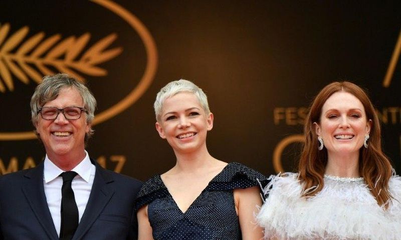 US director Todd Haynes, US actress Michelle Williams and US actress Julianne Moore wowed Cannes on arriving for the screening of 'Wonderstruck'