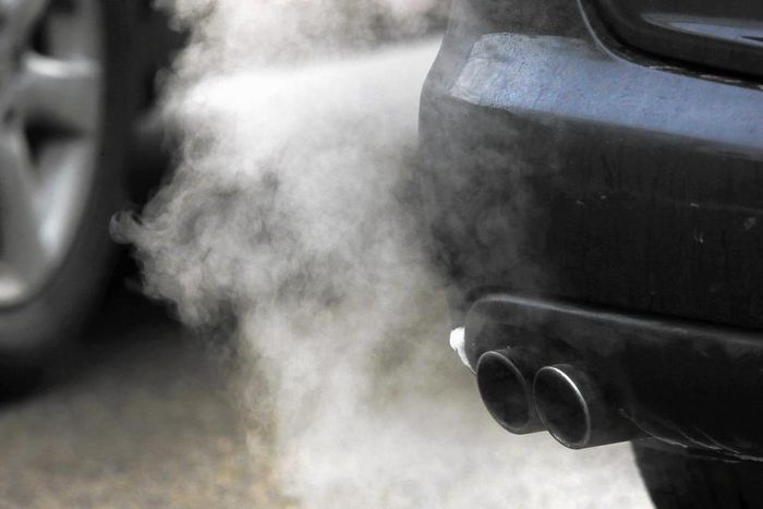 ___5929579___https:______static.pulse.com.gh___webservice___escenic___binary___5929579___2016___12___21___13___sc-cons-0108-autocover-cars-idle-20141230