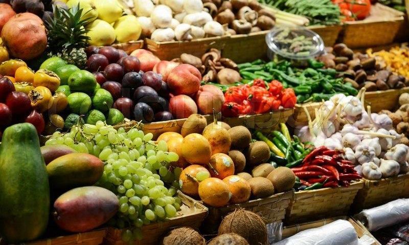 ___4919042___https:______static.pulse.com.gh___webservice___escenic___binary___4919042___2016___4___14___14___fruits+in+a+market