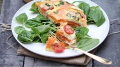 Sweet potato omelette on a bed of spinach leaves and nut - berry milk (Food Ace)