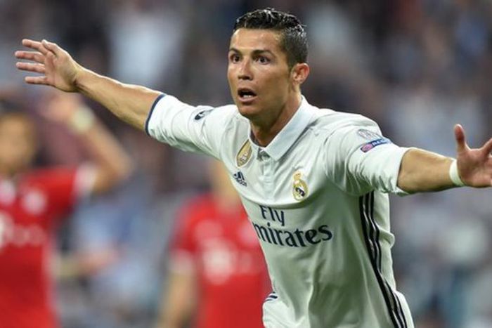 ___6548016___https:______static.pulse.com.gh___webservice___escenic___binary___6548016___2017___4___18___23____95695652_ronaldo