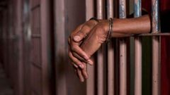 ___6547105___https:______static.pulse.com.gh___webservice___escenic___binary___6547105___2017___4___18___18___cuffs-620x330