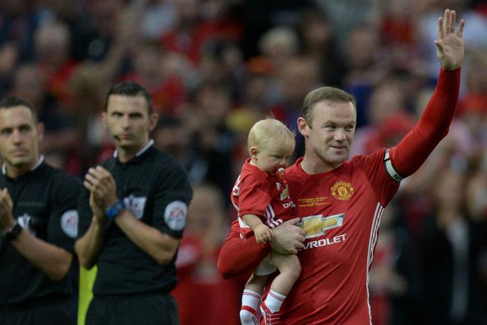 ___5339062___https:______static.pulse.com.gh___webservice___escenic___binary___5339062___2016___8___4___5___rooney-cropped_7a8c3j50tpuf1hethje3ulh5v_1