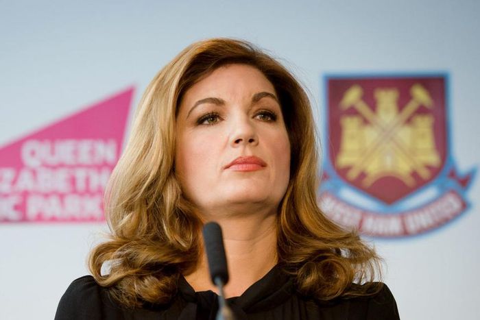 ___4513893___https:______static.pulse.com.gh___webservice___escenic___binary___4513893___2016___10___6___7___karrenbrady-cropped_aj3wwfy2wp301ut38iktldt1p_2