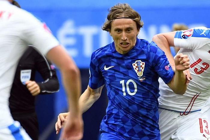 ___5163681___https:______static.pulse.com.gh___webservice___escenic___binary___5163681___2016___6___18___0___luka-modric-cropped_13dkm3rmr7br7186xrbmy0xinp_2