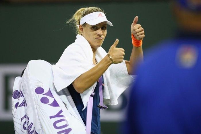 Angelique Kerber of Germany walks off the court after her straight set defeat by Elena Vesnina of Russia in their BNP Paribas Open fourth round match, at Indian Wells Tennis Garden in California, on March 14, 2017