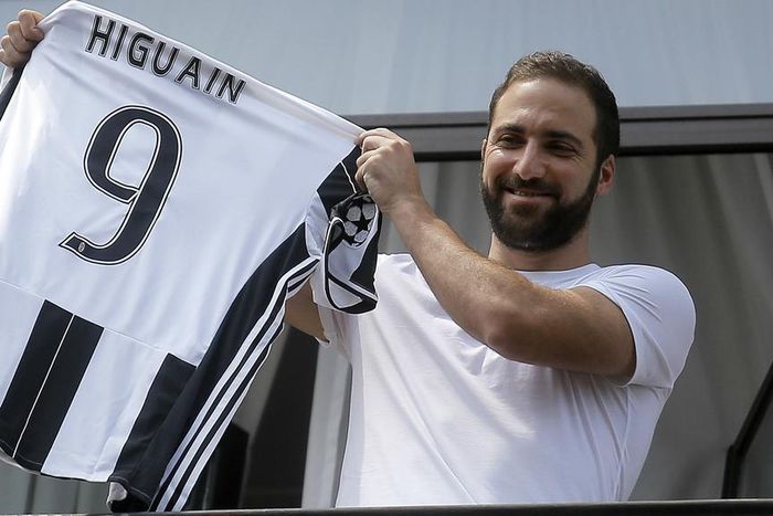 ___5314003___https:______static.pulse.com.gh___webservice___escenic___binary___5314003___2016___7___27___21___gonzalo-higuain-cropped_1lmjrttgu2z6z1e43d9v0cdo0c_2