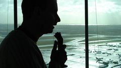 ___5560195___https:______static.pulse.com.gh___webservice___escenic___binary___5560195___2016___10___3___12___1024px-Air_traffic_controller_schiphol_tower_1