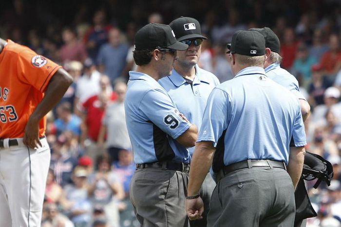 ___5472642___https:______static.pulse.com.gh___webservice___escenic___binary___5472642___2016___9___9___10___astros-umpires-090816-getty-ftr-usjpg_2q805i42esrw1h0iipnl0dhm3_2