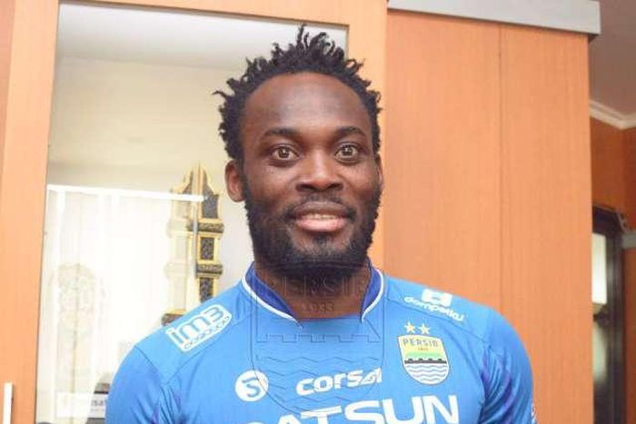 ___6368094___https:______static.pulse.com.gh___webservice___escenic___binary___6368094___2017___3___14___14___Essien+Bandung+1_1