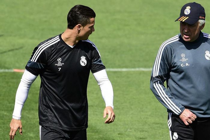 ___5645934___https:______static.pulse.com.gh___webservice___escenic___binary___5645934___2016___10___23___16___cristiano-ronaldo-carlo-ancelotti-cropped_ru1bynnwbw2i1jctmv3gfyxxr