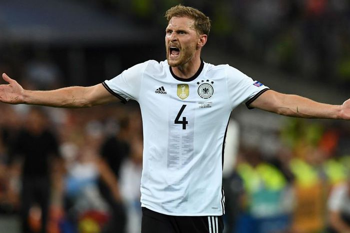 ___5432375___https:______static.pulse.com.gh___webservice___escenic___binary___5432375___2016___8___29___18___benedikt-howedes-cropped_1xw9c06lcfble19bqj641qz9ej_2