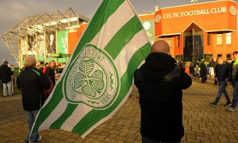 Celtic, who were presented with the Premiership trophy for the sixth successive time after the match, also set a new points record of 106 - 30 ahead of runners-up, Aberdeen
