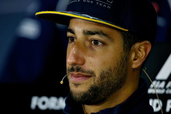 ___5132920___https:______static.pulse.com.gh___webservice___escenic___binary___5132920___2016___6___10___15___danielricciardo-cropped_1cgd5pouozdvw1xpkbf5lxq4u7