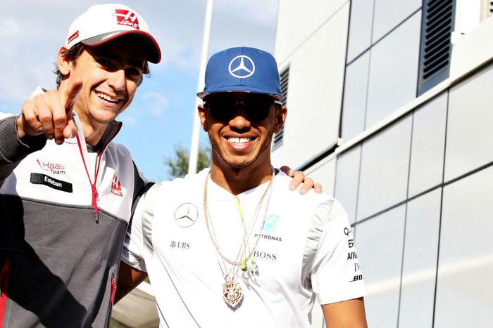 ___5324570___https:______static.pulse.com.gh___webservice___escenic___binary___5324570___2016___7___30___19___lewishamilton-cropped_14qq7425fvn521hj8j7oygyehz