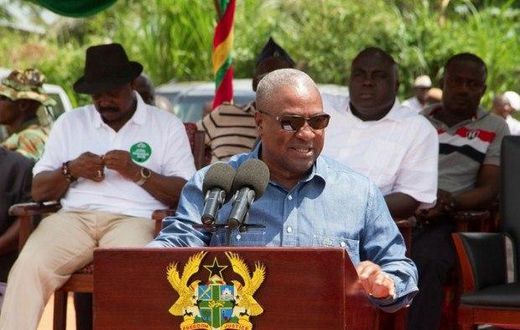 ___5980748___https:______static.pulse.com.gh___webservice___escenic___binary___5980748___2017___1___2___11___mahama-cuts-sod-in-kukurantumi3