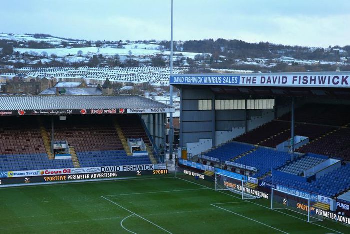 ___5306402___https:______static.pulse.com.gh___webservice___escenic___binary___5306402___2016___7___26___3___turfmoor-cropped_1fki923tldsg51gv956q4uik6m