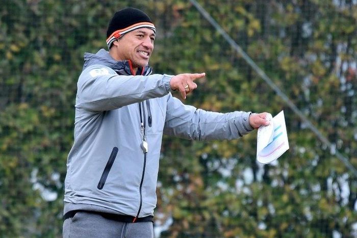 Filo Tiatia, coach of Japan's Super Rugby team the Sunwolves, at a training session in Tokyo on February 20. Tiatia says the Sunwolves have no reason to feel pressure despite a tough debut year in the competition