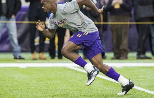 Adrian Peterson, pictured in 2016, tells ESPN he's "excited to be joining the New Orleans Saints"