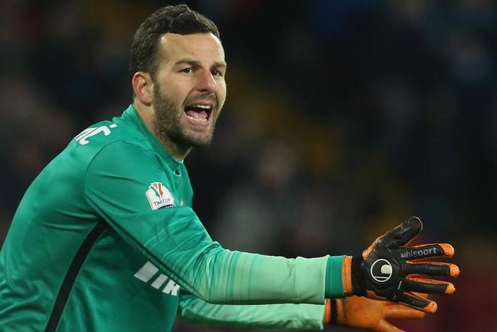___4986915___https:______static.pulse.com.gh___webservice___escenic___binary___4986915___2016___5___2___23___handanovic-cropped_1tkup2g5qsdll1hbkfdmzb70jq_2