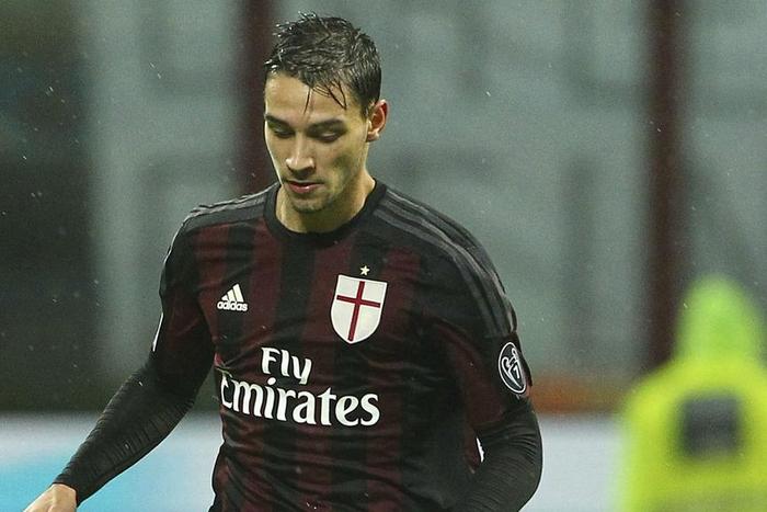 ___4999766___https:______static.pulse.com.gh___webservice___escenic___binary___4999766___2016___5___6___2___mattia-de-sciglio-cropped_sdftr24nn1201svwnp66p2v0m