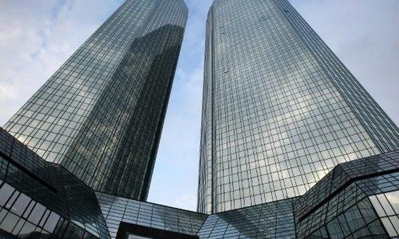 Deutsche Bank recently reported a net loss of 1.4 billion euros for 2016