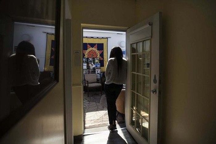 A lady at the Immigration office in Canada