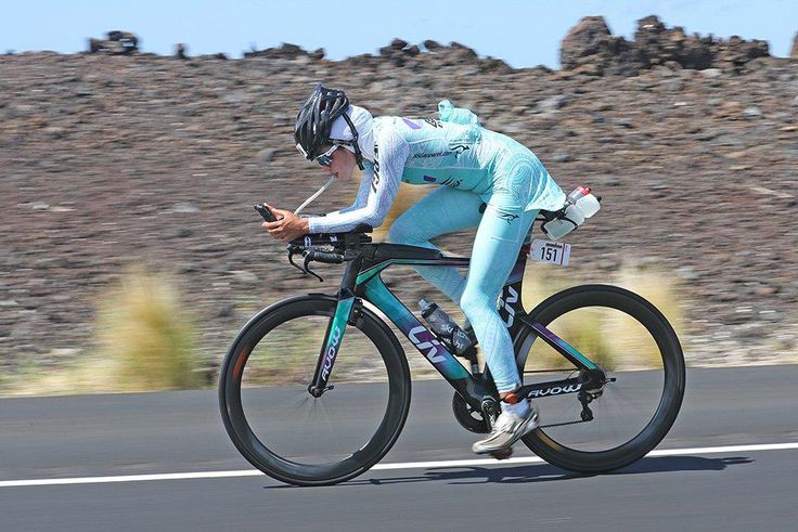 ___5915673___https:______static.pulse.com.gh___webservice___escenic___binary___5915673___2016___12___19___15___i-completed-an-ironman-while-wearing-a-hijab-interior1_1