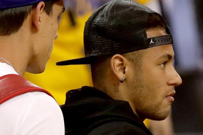 ___5116238___https:______static.pulse.com.gh___webservice___escenic___binary___5116238___2016___6___6___12___neymar-cropped_j6apbc7zinh61mz0shp470da1_2