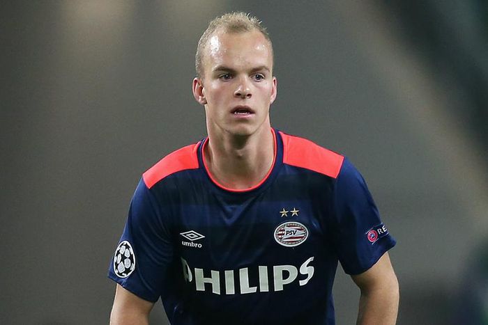 ___4437157___https:______static.pulse.com.gh___webservice___escenic___binary___4437157___2016___8___26___23___hendrix-cropped_1n6t02anqwd6i1mmd16thkoc1y