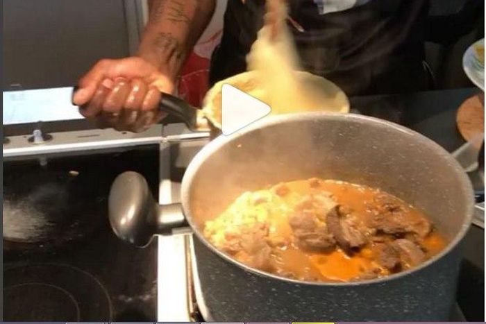 Wakaso repping fufu in Greece