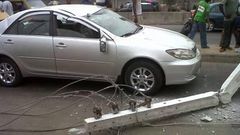 Fallen electronic pole