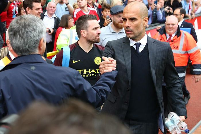 ___5493936___https:______static.pulse.com.gh___webservice___escenic___binary___5493936___2016___9___15___15___jose-mourinho-pep-guardiola-cropped_1v4rrqh8b0z251utj7n4uhmxza_2