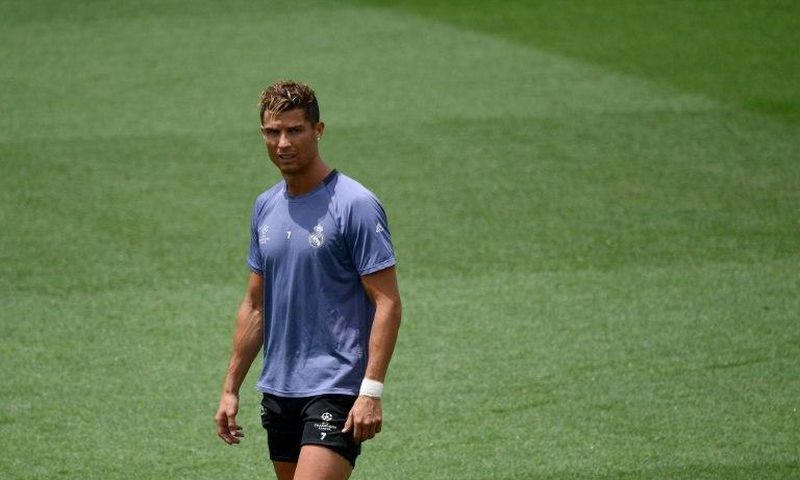 Real Madrid's Portuguese forward Cristiano Ronaldo attends a training session in Madrid ahead of the UEFA Champions League final against Juventus